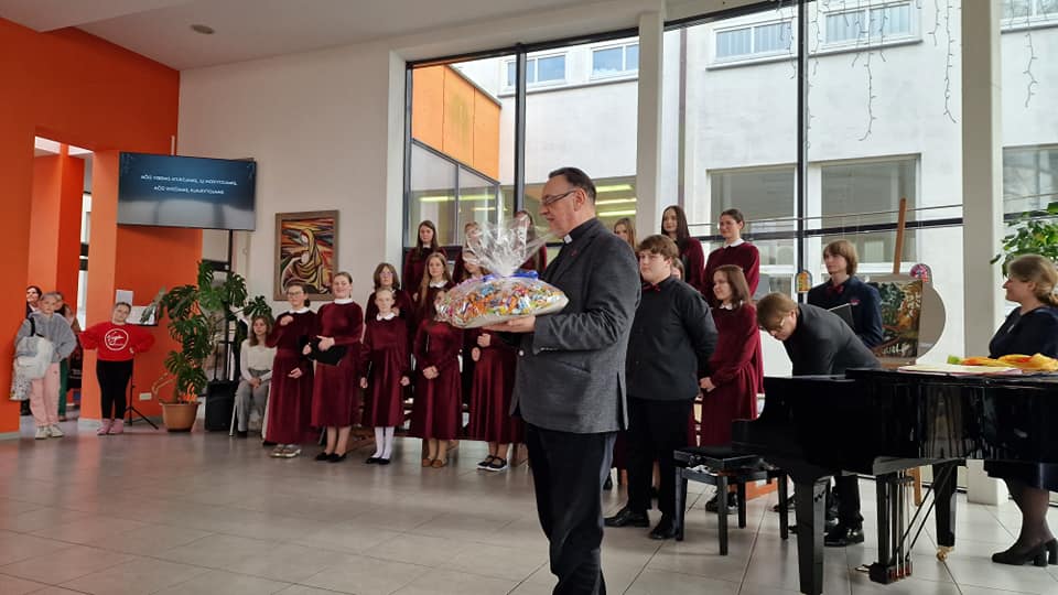 Per Crucem Ad Liucem-per kryžių į sielą